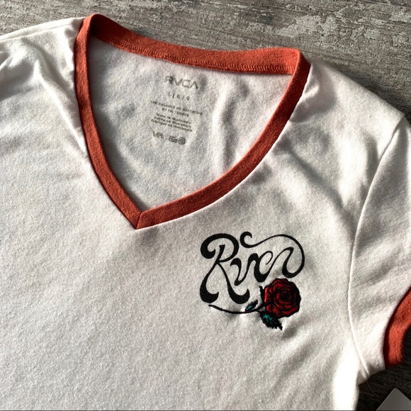 🔥🔥RVCA - SHORT SLEEVE TEE🔥🔥 - Picture 3 of 5